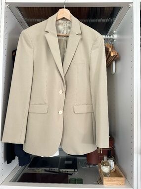 Djerf Avenue blazer in greige